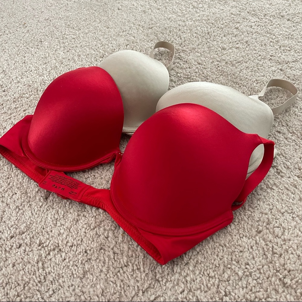2 Maidenform Bras 34D
